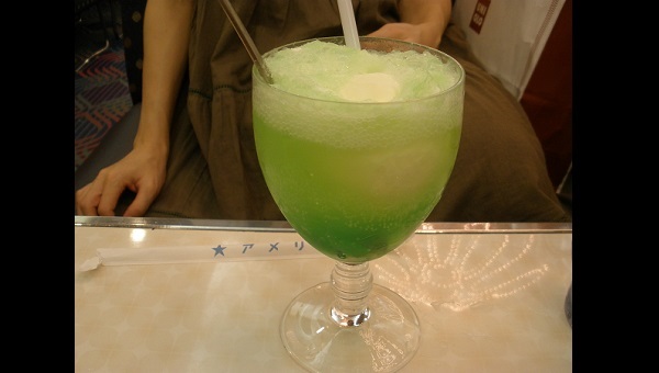 クリーム・メロンソーダ