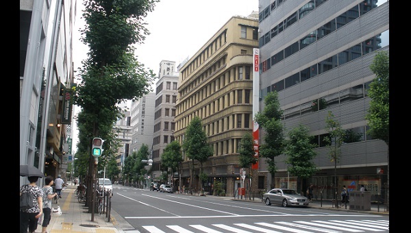 堺筋、北浜駅あたり