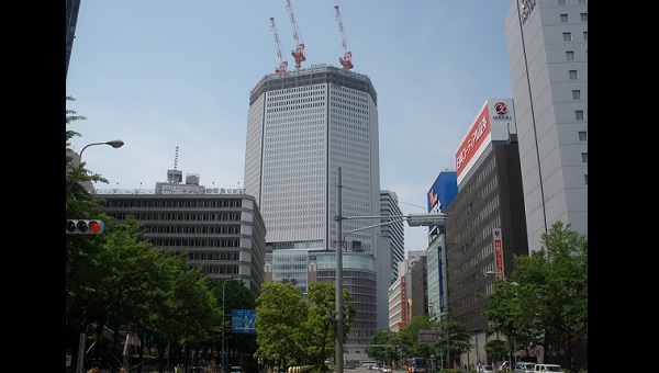 梅田阪急ビル工事中