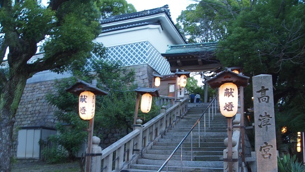 高津宮への階段