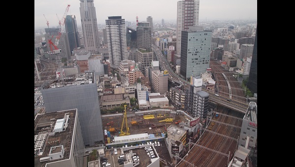 梅田の赤い観覧車から
