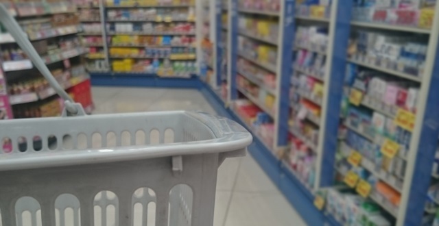 ドラッグストア