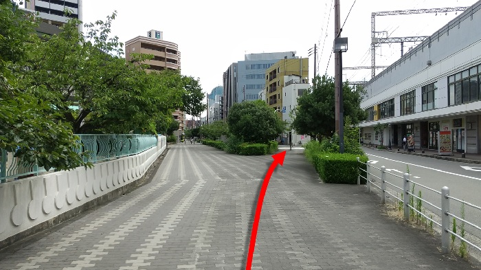 JR東西線『大阪城北詰駅』から、京橋フロントビルへの道順