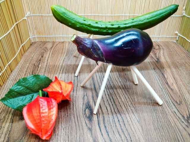 お盆のキュウリとナスは、精霊馬と精霊牛